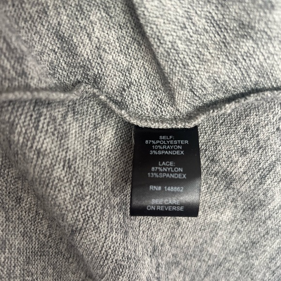 Torrid Grey Bell Sleeve Lace Inset Dress Size 1 - Picture 7 of 7